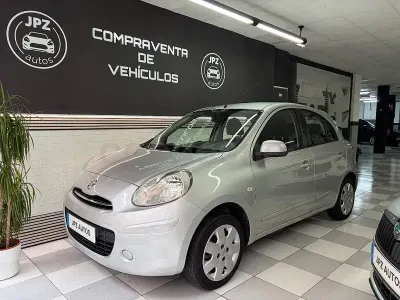 Usado Nissan Micra Acenta 80 CV (58 kW) 2013 Gris / plata Utilitario