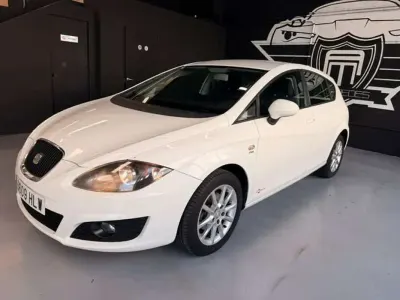 Usado Seat Leon Copa 105 CV (77 kW) 2012 Blanco Coupe