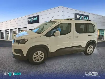 Usado Peugeot Rifter Allure 110 CV (80 kW) 2020 Blanco Monovolumen