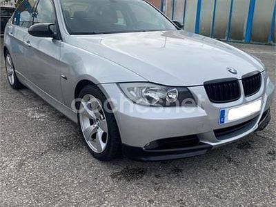 Usado BMW 318 122 CV (89 kW) 2006 Gris / plata Berlina