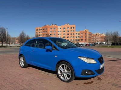 Usado Seat Ibiza Reference 86 HP (63 kW) 2009 Azul Sedan