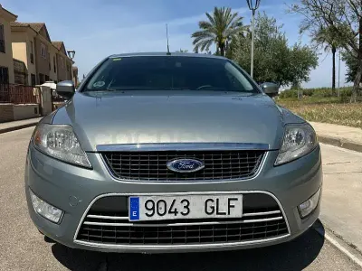 Usado Ford Mondeo Trend 125 HP (91 kW) 2009 Cinzento Sedan