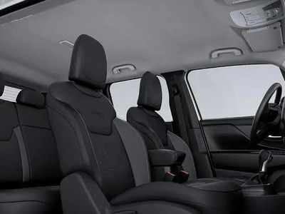 Usado Jeep Renegade Limited 130 CV (95 kW) 2024 Gris SUV