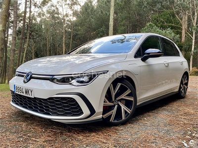 Usado VW Golf VIII GTE 245 CV (180 kW) 2021 Blanco Berlina