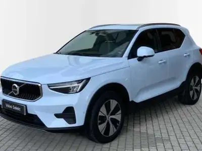Usado Volvo XC40 Core 2024 Azul SUV
