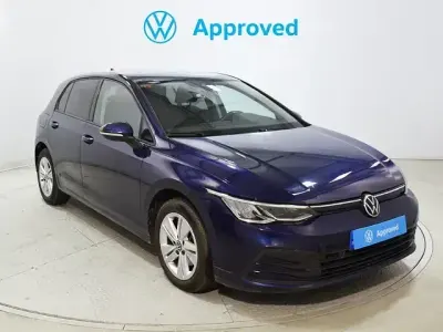 Usado VW Golf VIII Life 110 CV (80 kW) 2021 Azul Utilitario