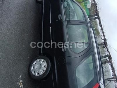 Usado Tata Indigo 85 CV (62 kW) 2010 Negro Familiar