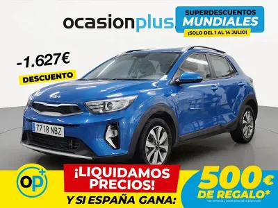 Usado Kia Stonic 100 CV (73 kW) 2025 Azul SUV
