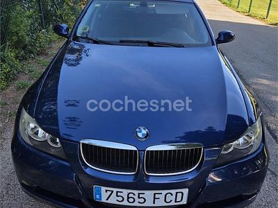 Begagnad BMW 320 Comfort Edition 163 HK (119 kW) 2006 Blå Sedan