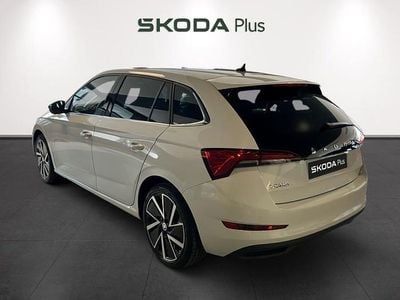 Blanco Usado 2024 Skoda Scala Sport Utilitario | 18.990 € (Buen precio)