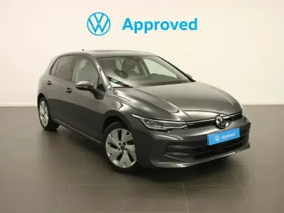 Nuevo VW Golf VIII 115 CV (84 kW) 2025 Gris / plata Berlina