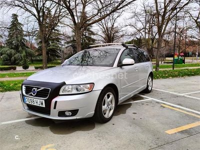 Gris / plata Usado 2012 Volvo V50 Momentum Familiar | 7500 €