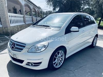 Usado Mercedes B180 109 CV (80 kW) 2010 Blanco Monovolumen