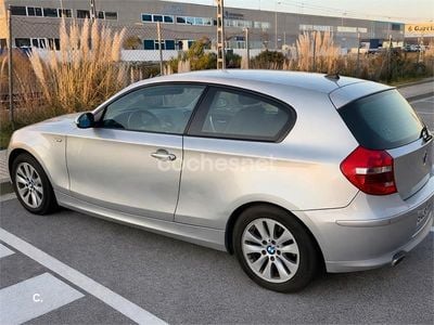 Usado BMW 120 170 CV (125 kW) 2008 Gris / plata Utilitario