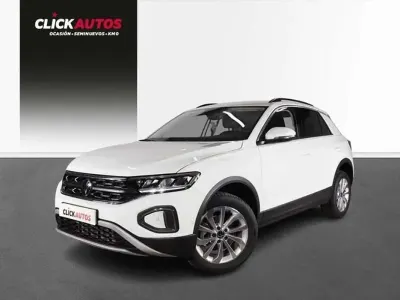 Usado VW T-Roc Life 110 CV (80 kW) 2023 Blanco SUV