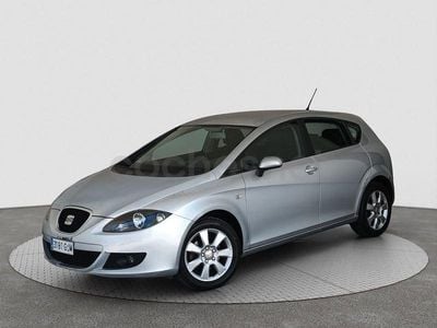 Usado Seat Leon Stylance 105 CV (77 kW) 2008 Gris / plata Utilitario