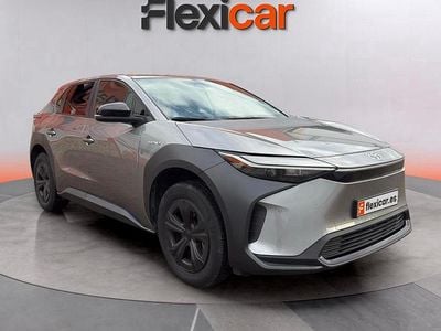 Gris Usado 2023 Toyota bZ4X Plus SUV | 28.990 € (Un poco caro)