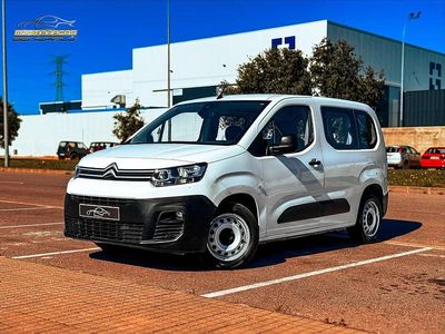 Usado Citroën Berlingo Feel 100 CV (73 kW) 2020 Blanco Monovolumen