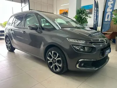 Usado Citroën Spacetourer Shine 129 CV (94 kW) 2020 Gris Monovolumen