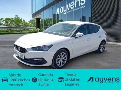Usado Seat Leon Style 116 CV (85 kW) 2021 Blanco Berlina
