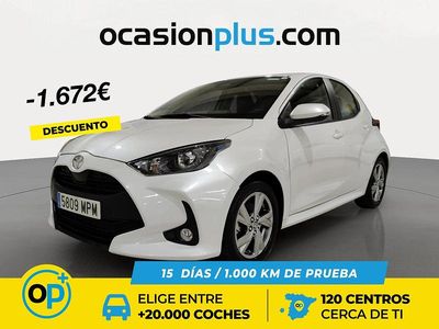 Blanco Usado 2024 Toyota Yaris Hybrid Active Berlina | 18.400 € (Precio justo)
