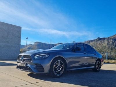 Käytetty Mercedes E200 197 HP (144 kW) 2022 Harmaa Sedan