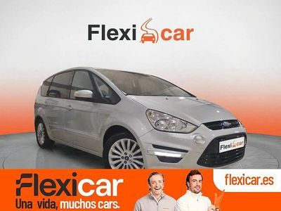 Usado Ford S-MAX Trend 140 CV (102 kW) 2015 Gris Monovolumen