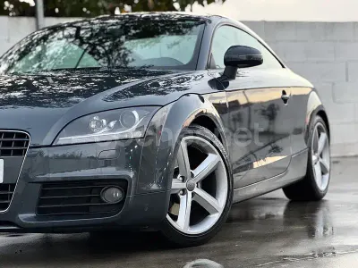 Begagnad Audi TT 160 HK (117 kW) 2008 Grå Sportkupé