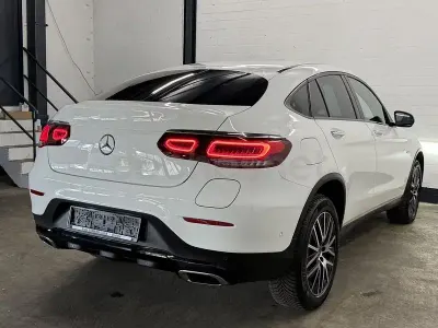 Usado Mercedes GLC300e 320 CV (235 kW) 2021 Blanco SUV