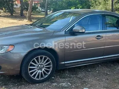 Usado Volvo S80 Executive 185 CV (136 kW) 2008 Beige Berlina
