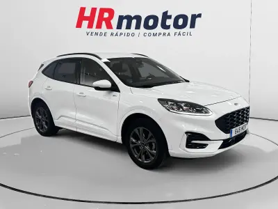 Usado Ford Kuga ST-Line 226 CV (166 kW) 2022 Blanco SUV