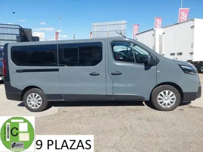 Usado Nissan Primastar 110 CV (80 kW) 2024 Gris Monovolumen