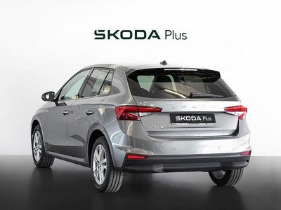 Gris Usado 2024 Skoda Fabia Selection Utilitario | 16.450 € (Precio justo)