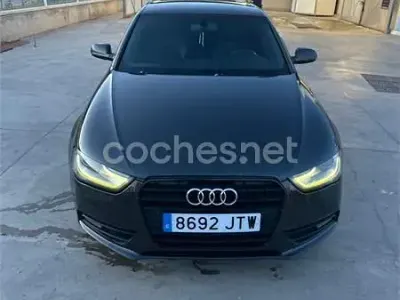 Usado Audi A4 Ambiente 204 CV (150 kW) 2013 Marrón Berlina