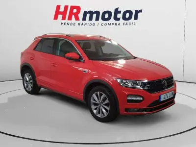 Usado VW T-Roc Advance 116 CV (85 kW) 2022 Rojo SUV