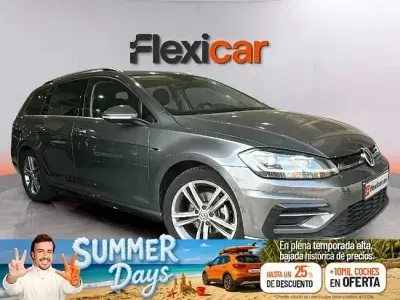 Usado VW Golf VII Sport 150 CV (110 kW) 2019 Gris Familiar