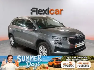 Usado Skoda Karoq Ambition 150 CV (110 kW) 2022 Gris SUV