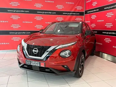 Usado Nissan Juke Acenta 114 CV (83 kW) 2023 Rojo SUV