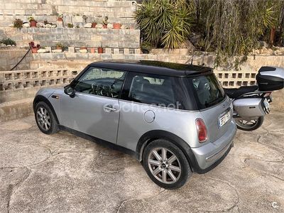 Usado Mini Cooper 115 CV (84 kW) 2002 Gris / plata Utilitario