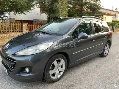 Usado Peugeot 207 Sport 112 CV (82 kW) 2010 Gris / plata Berlina