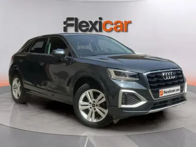 Usado Audi Q2 Advanced 150 CV (110 kW) 2021 Gris SUV