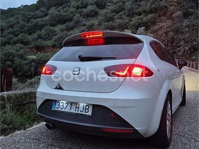 Usado Seat Leon Copa 90 CV (66 kW) 2012 Blanco Berlina