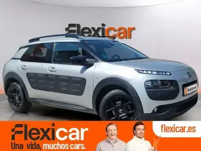 Usado Citroën C4 Cactus Feel 110 CV (80 kW) 2017 Gris Utilitario