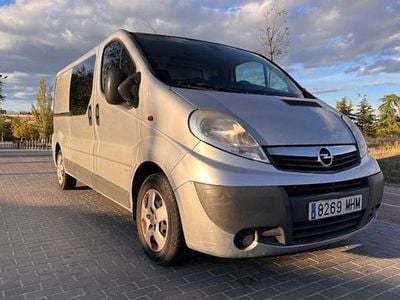 Gris Usado 2009 Opel Vivaro Monovolumen | 7000 €