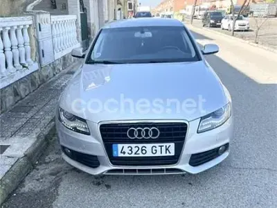 Usado Audi A4 143 CV (105 kW) 2010 Gris / plata Familiar