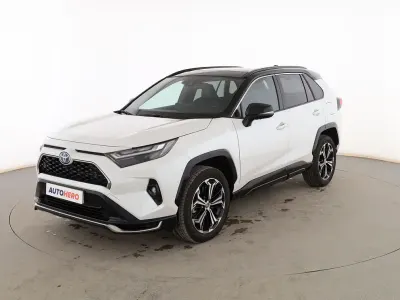 Usado Toyota RAV4 Hybrid Plus 306 CV (225 kW) 2025 Blanco SUV