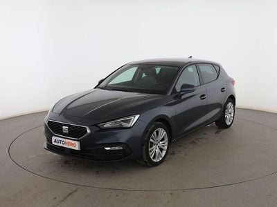 Gris Usado 2021 Seat Leon Style Utilitario | 17.399 € (Precio justo)