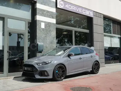 Usado Ford Focus RS 350 CV (257 kW) 2016 Gris / plata Berlina