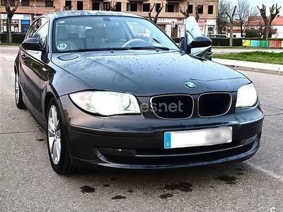 Usado BMW 120 177 CV (130 kW) 2009 Negro Utilitario