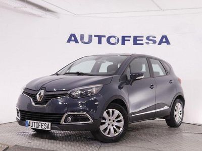 Usado Renault Captur Intens 90 CV (66 kW) 2014 Gris SUV